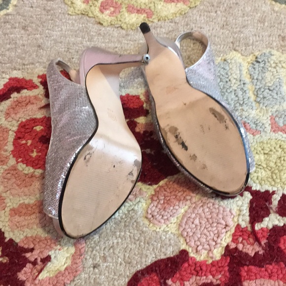 Caparos Heels - Picture 4 of 6